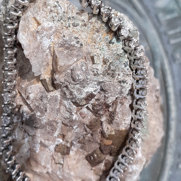 Diamond Tennis Bracelet 71/2 - Picture 7 of 9